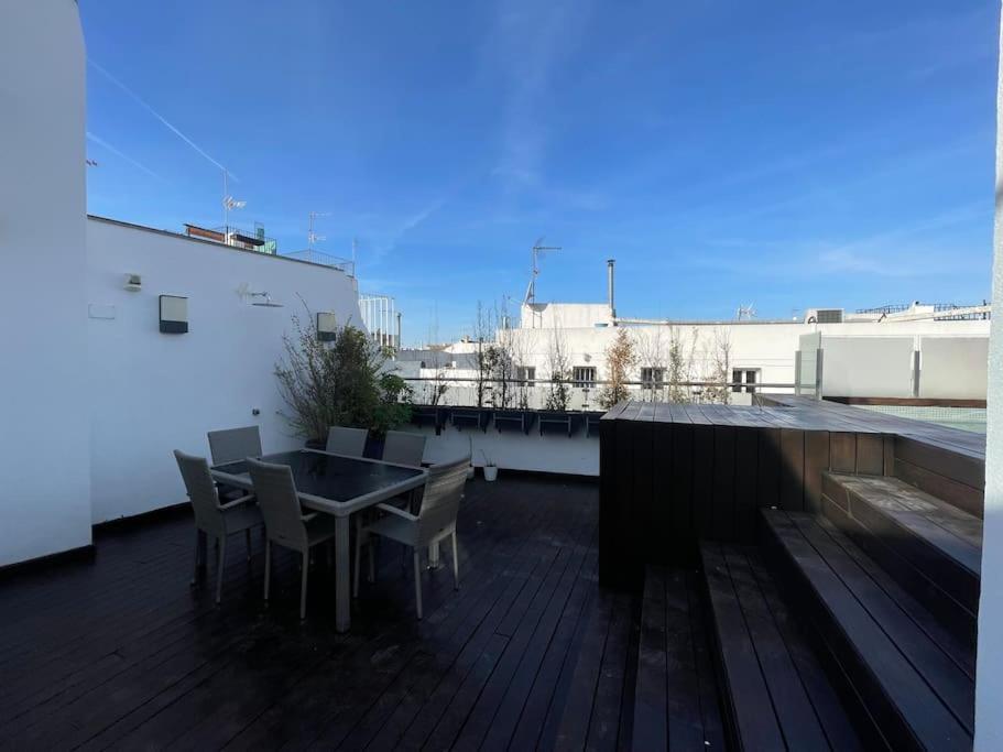 Вилла Fdez Amazing House By Cathedral And Giralda With Private Pool Севилья Экстерьер фото