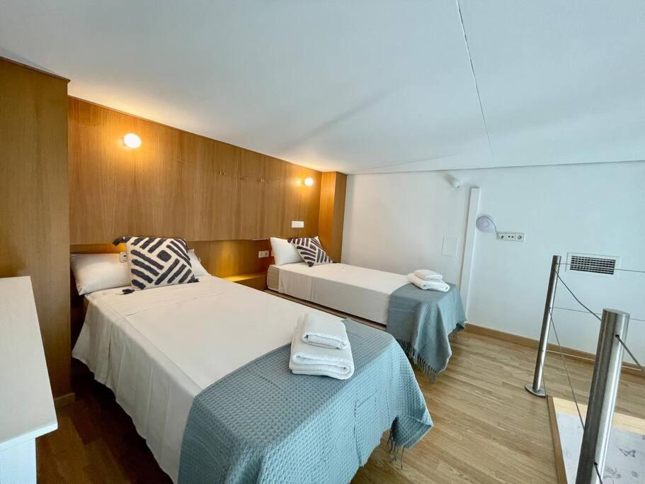 Вилла Fdez Amazing House By Cathedral And Giralda With Private Pool Севилья Экстерьер фото